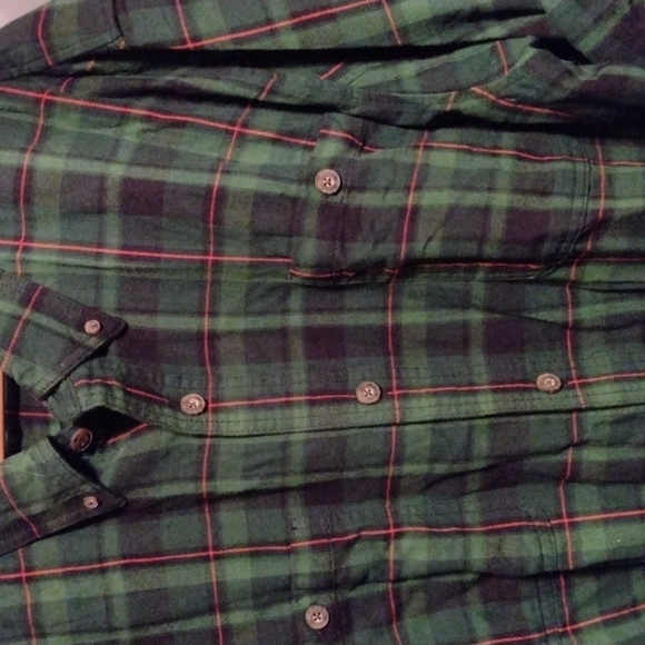 Green and Red Flannel - Picture 2 of 3